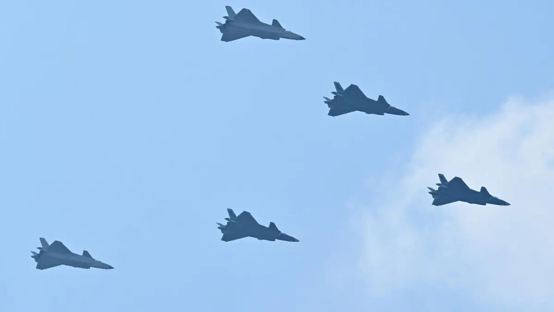 Polonia neutraliza docenas de drones de un ataque ruso.