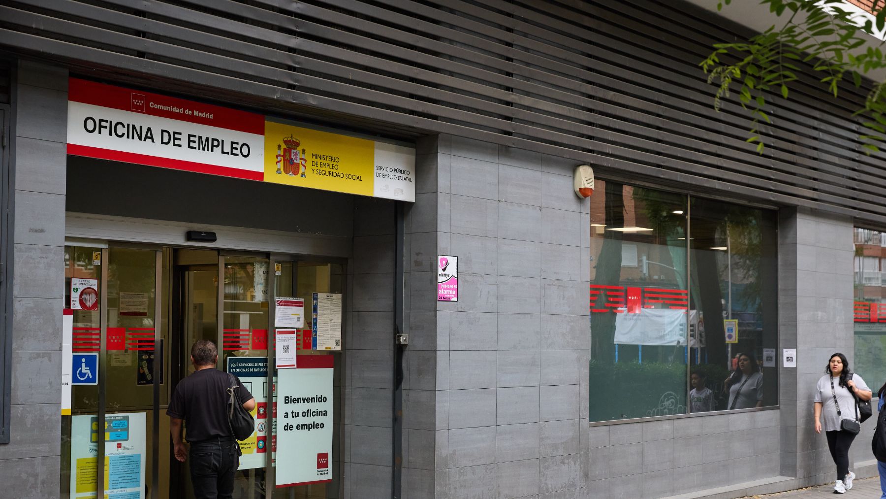 España ya es el único país de la OCDE con el paro por encima del 10%
