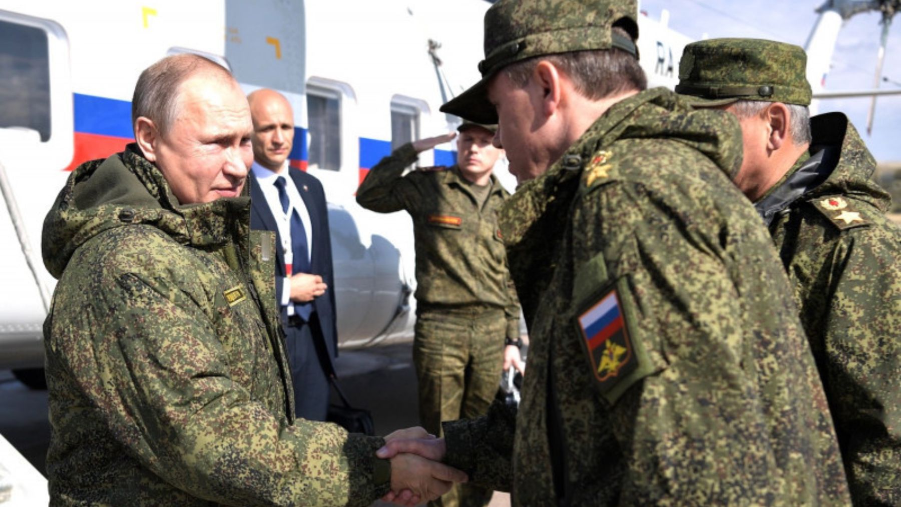Putin despliega 30.000 soldados «de maniobras» junto a la frontera con Polonia tras su oleada de drones