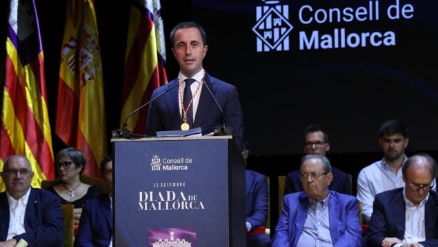 Galmés lleva a los menas y las obras sin hacer de la izquierda al centro de su discurso de la Diada