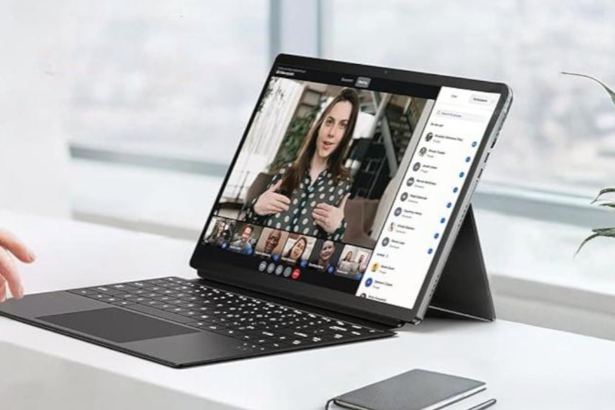 Este portátil se convierte en tablet, es ideal para profesionales y estudiantes y está rebajado ¡casi un 80%!