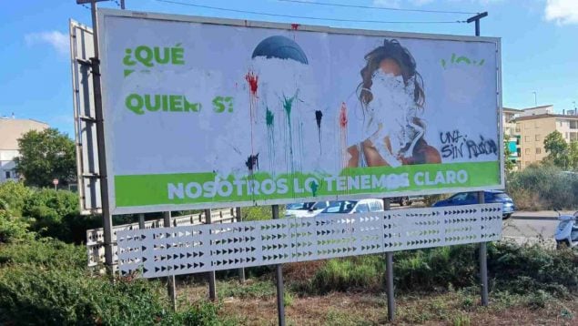 valla vox menorca