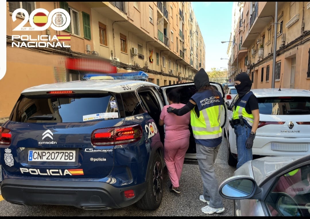 ‘Narco-piso’ en Palma: Detenida una mujer por tráfico de drogas y enganche ilegal de luz