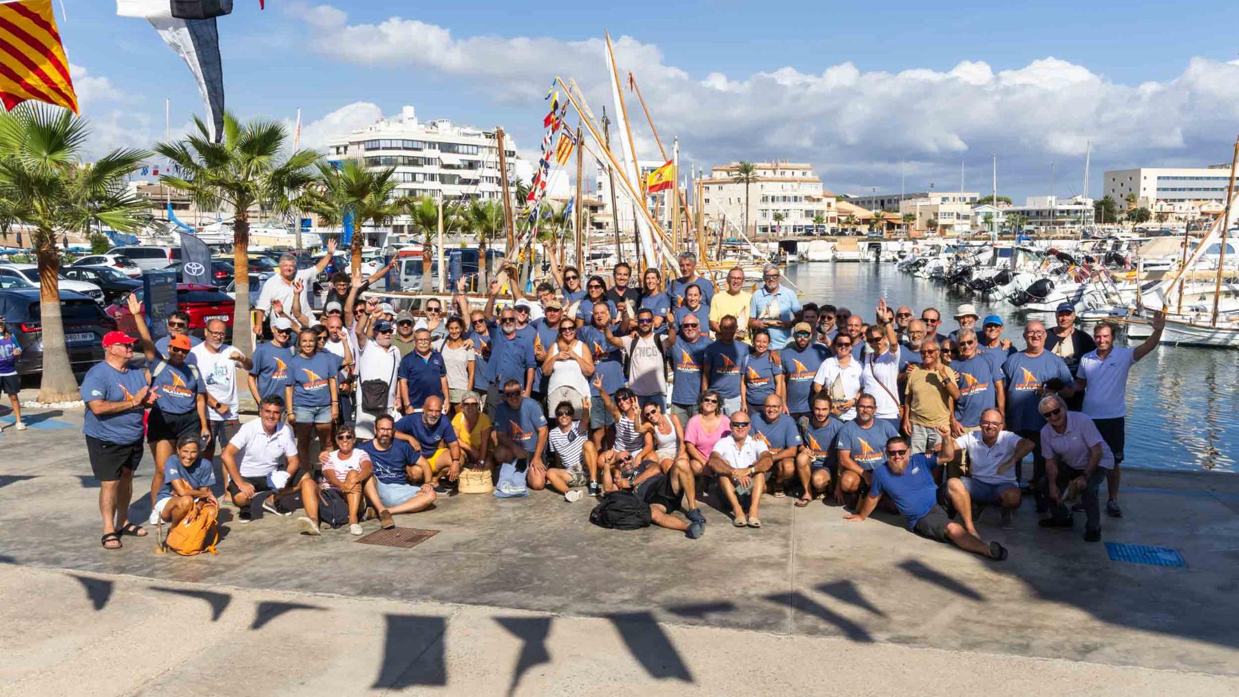 Foto de familia al final de la Diada.