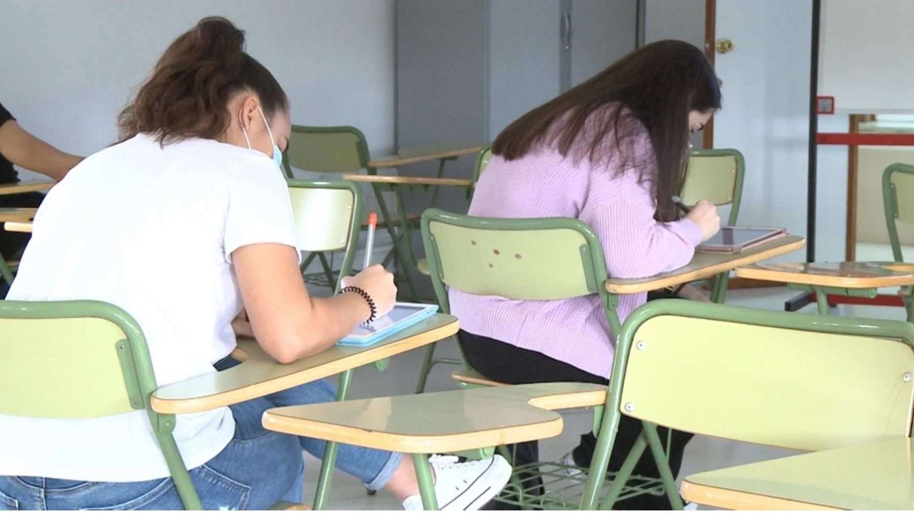 Alumnos en clase de un colegio público de Baleares.