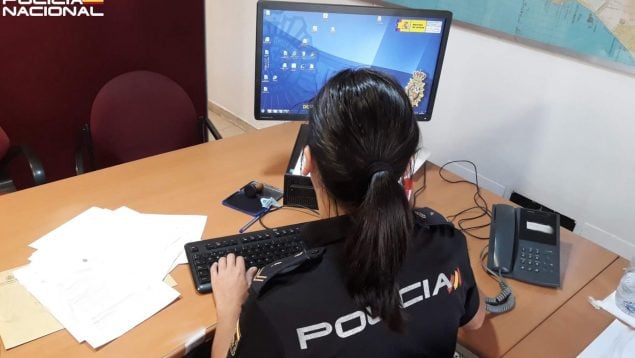 Policía Delitos Tecnológico