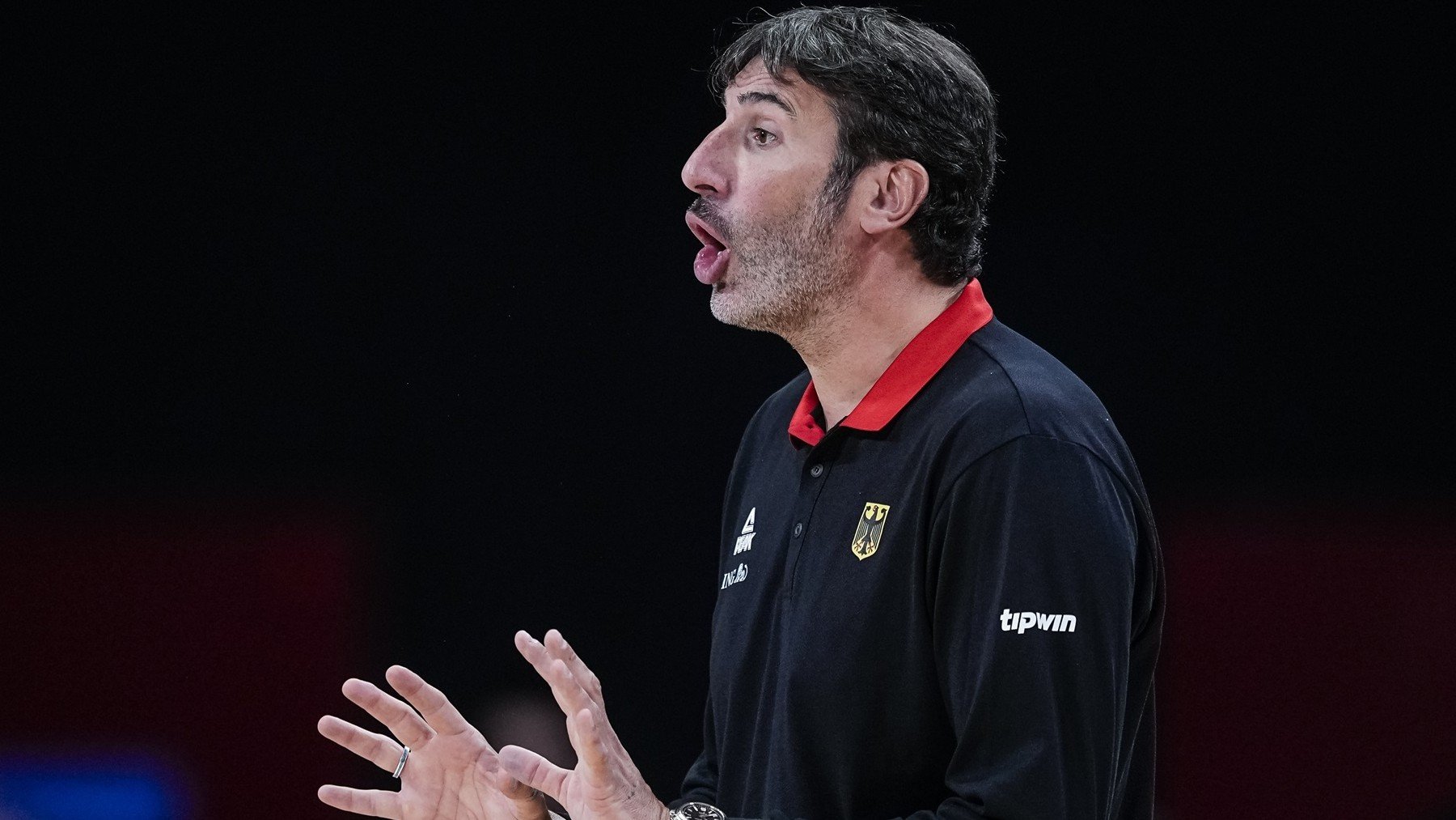 Mumbrú se marcha a Barcelona sin celebrar el Eurobasket para operarse de su pancreatitis