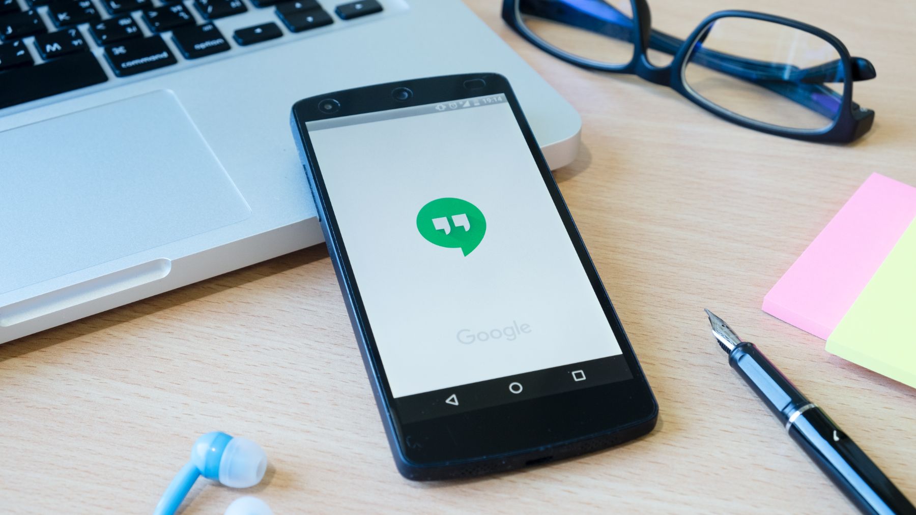 Aviso urgente en WhatsApp si tienes contactos antiguos: los estafadores van a por ti y así puedes evitarlo