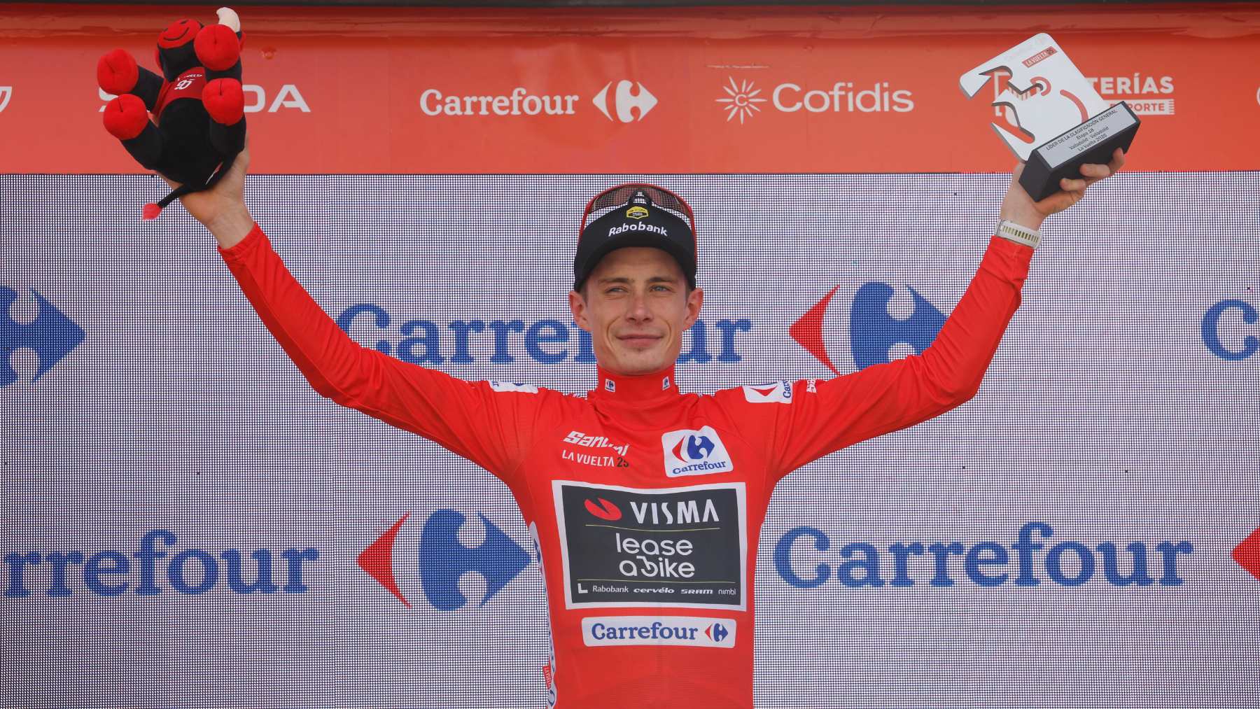 Ayuso concederá la Medalla de Oro de la Comunidad de Madrid a la Vuelta y a su ganador Vingegaard