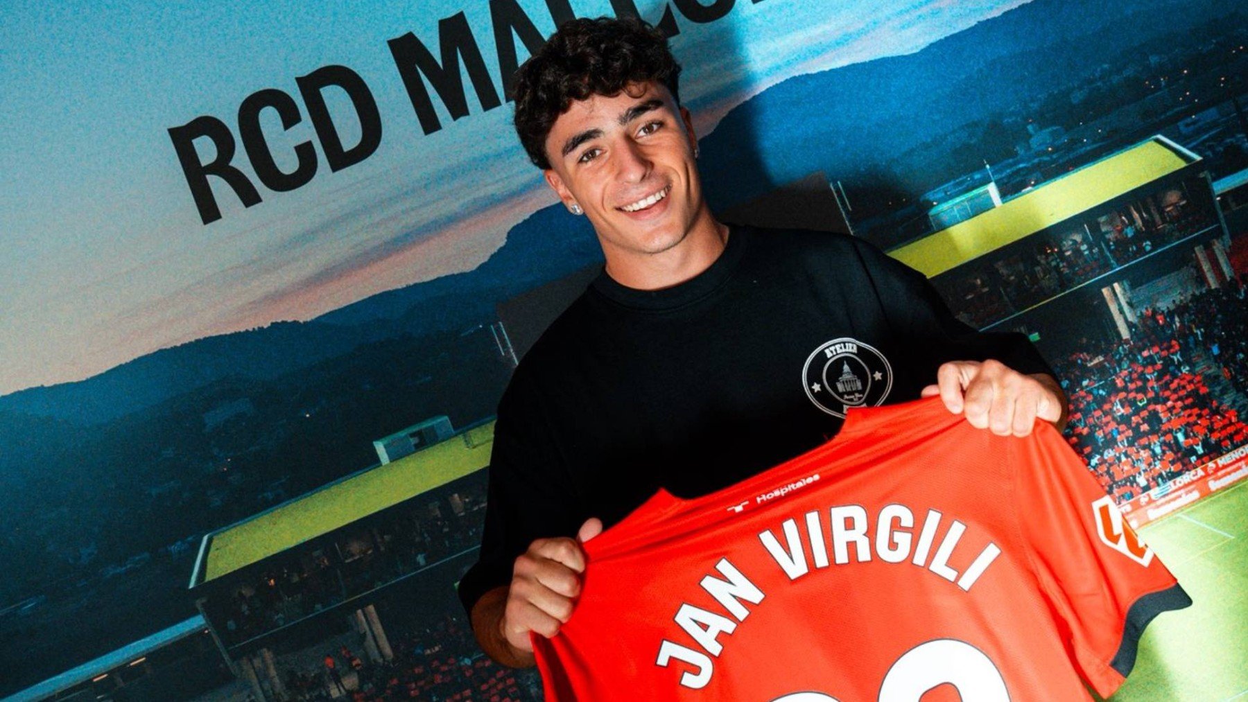 Virgili, tras anunciarse su fichaje.