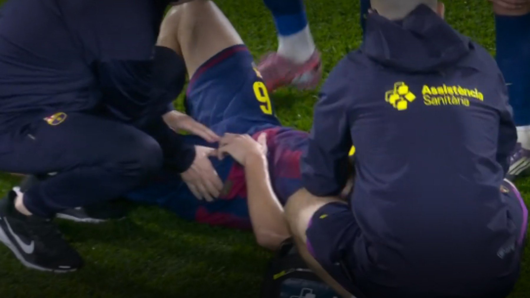 Fermín López enciende las alarmas: se lesiona en la última jugada y peligra contra el PSG