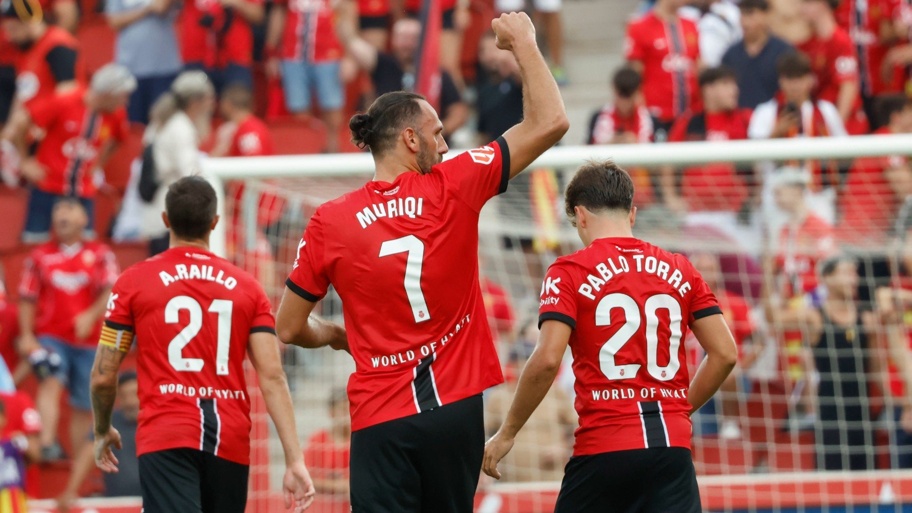 Muriqi celebra su gol.