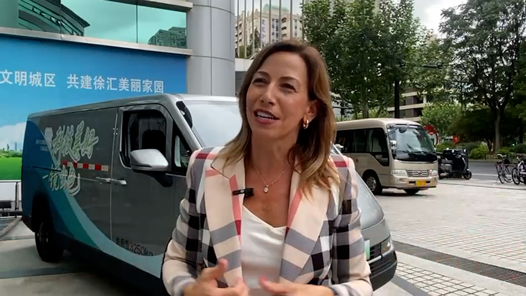 El gigante chino Dongfeng invertirá 10 millones en Zaragoza para vender sus coches eléctricos en Europa
