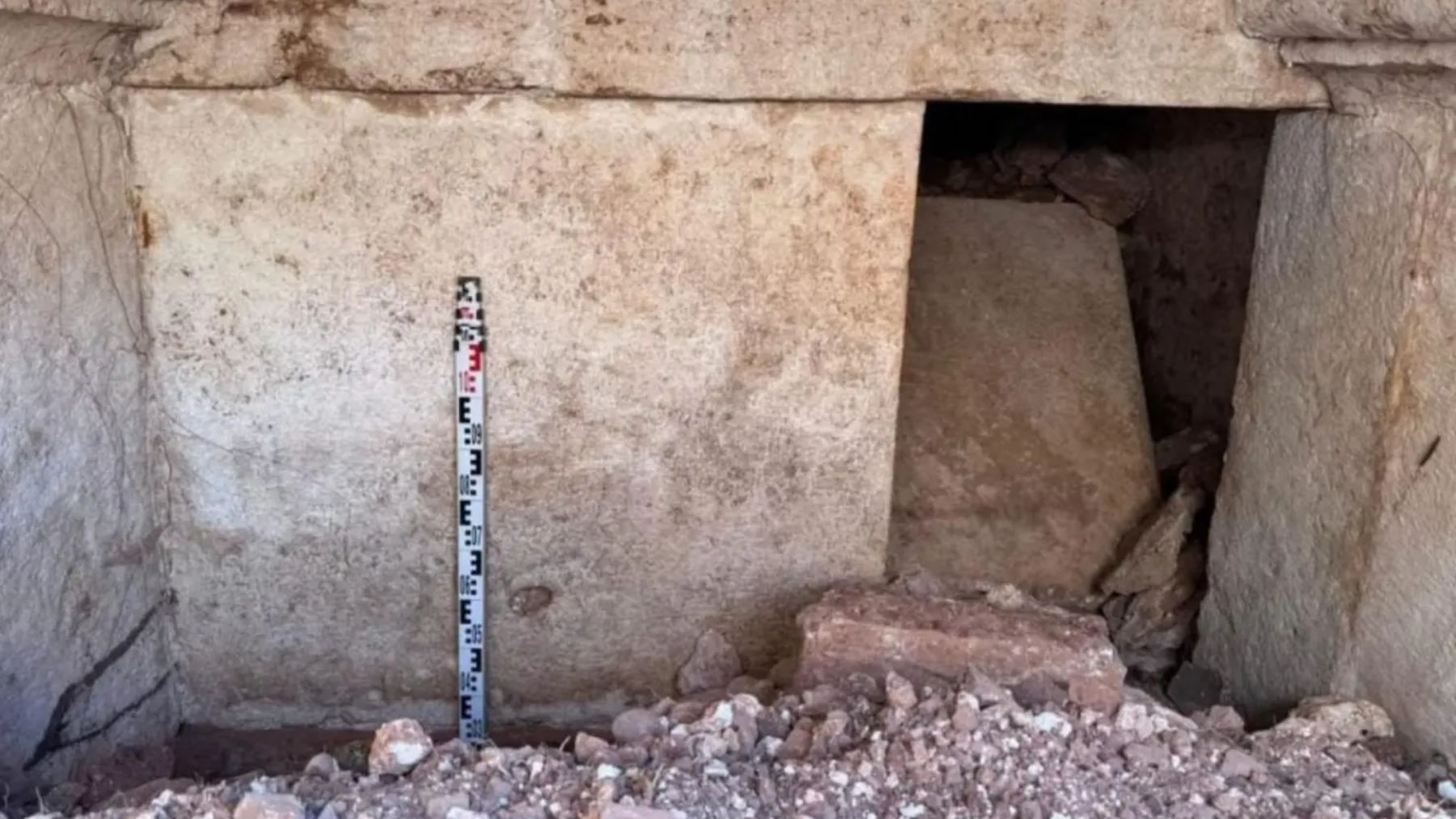 Descubrimiento monumental: encuentran la primera tumba del Imperio romano en Albania y está dedicada a Júpiter
