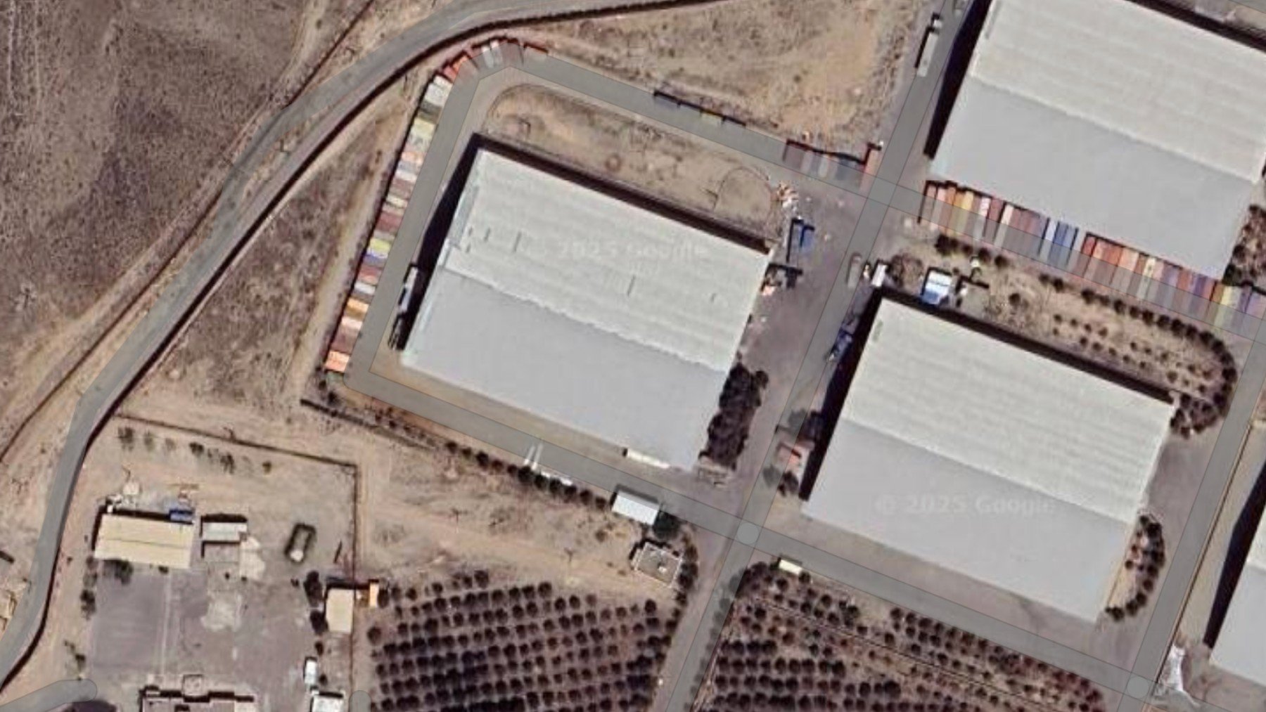 Imágenes de satélite muestran que Irán reconstruye las instalaciones de misiles que atacó Israel