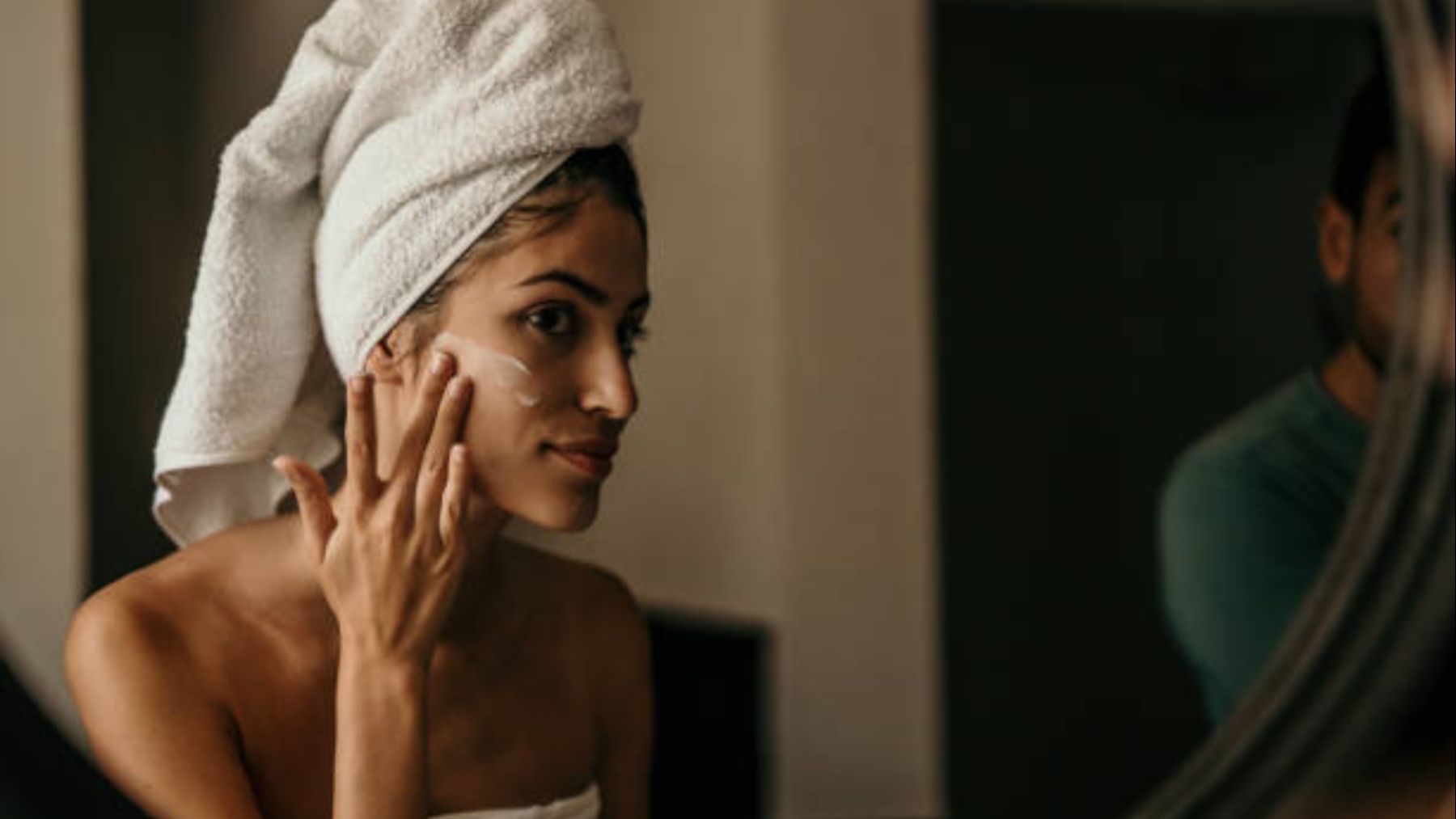 Desde que uso esta crema facial antimanchas todas me preguntan si me he hecho algo en la piel