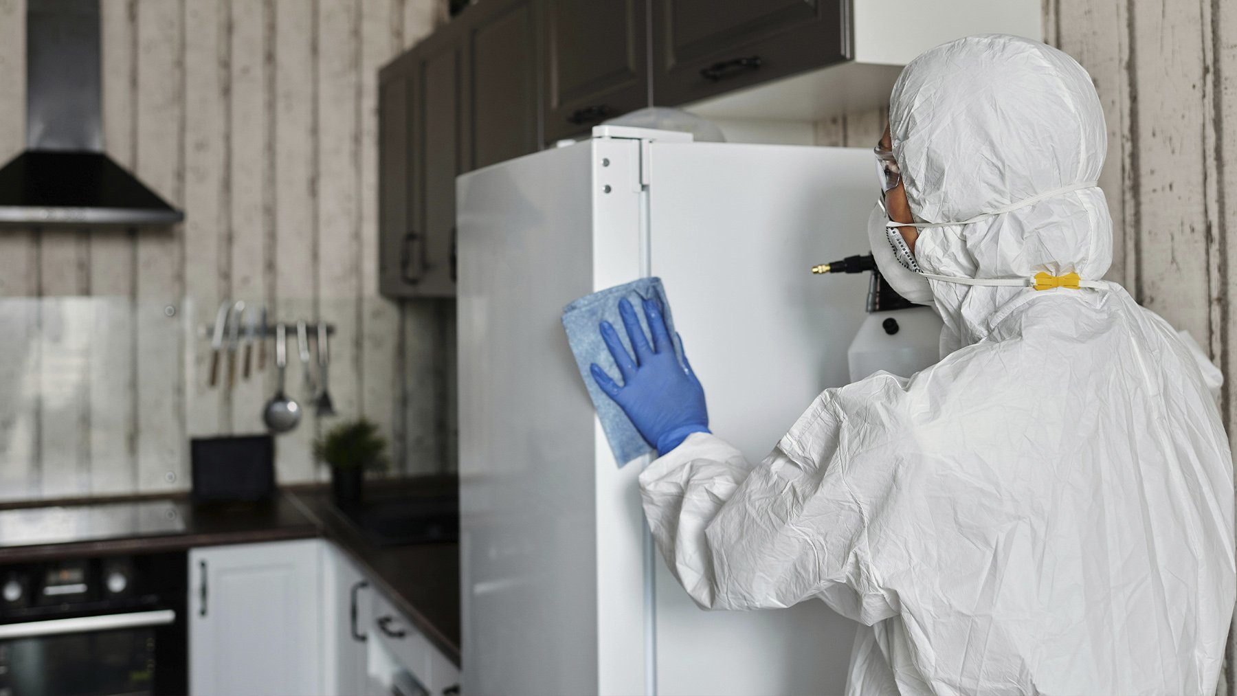 Ni el váter ni la cocina: este es el dispositivo con más microbios de cualquier casa, y nadie lo limpia a fondo