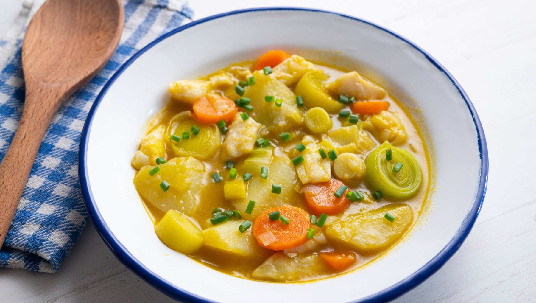 Porrusalda al estilo Arguiñano con verduras frescas y sabor tradicional