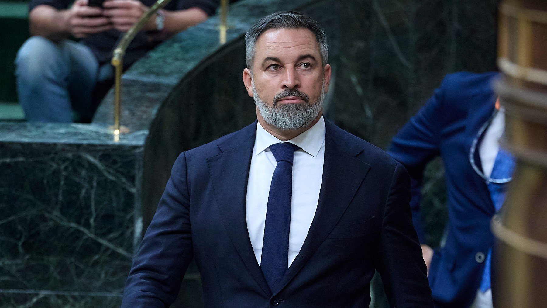 Abascal dice que el Gobierno ha puesto en peligro a las mujeres por unas «pulseras de porquería»