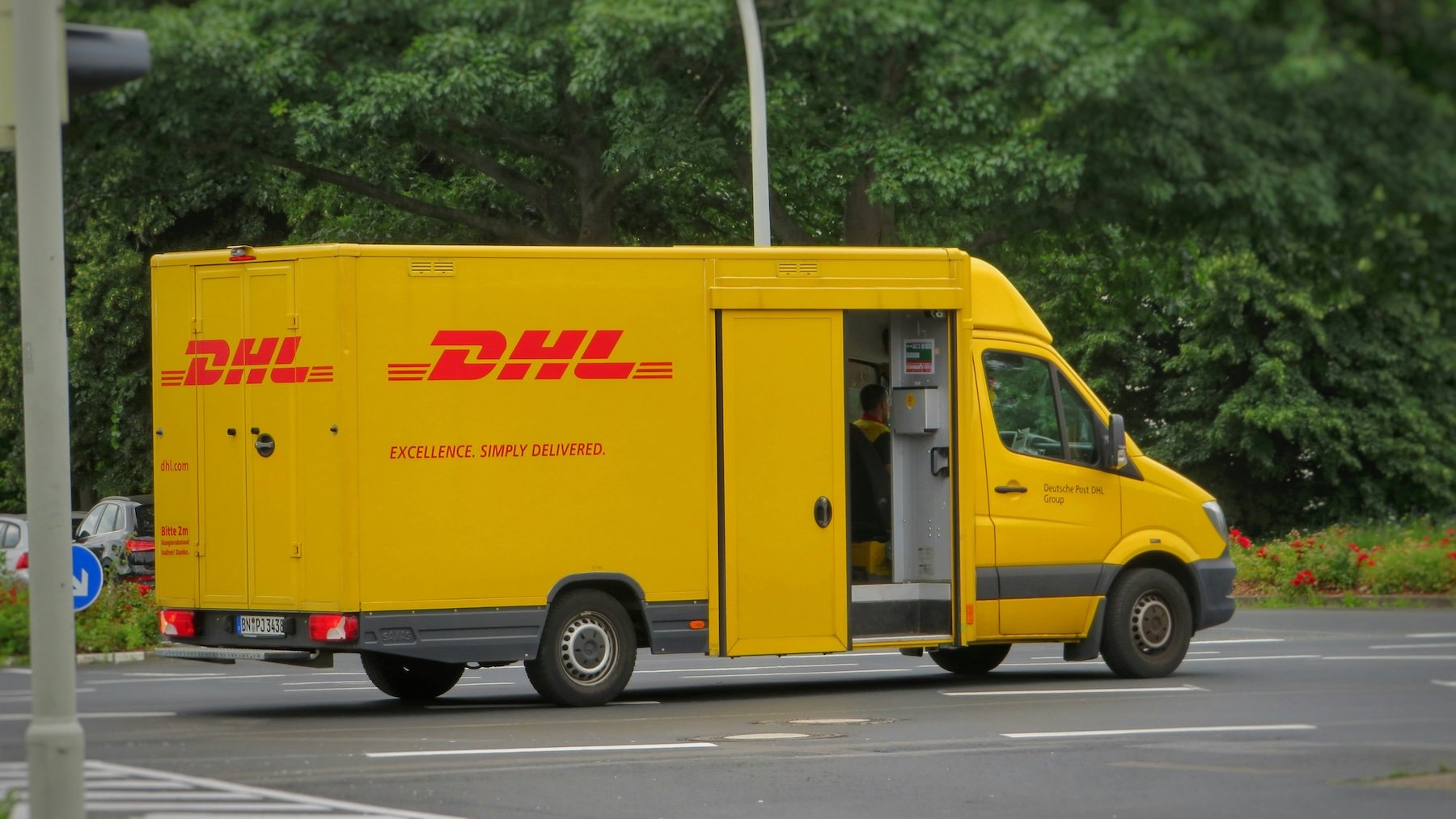 Cuidado con la estafa del paquete pendiente de entrega que suplanta a DHL