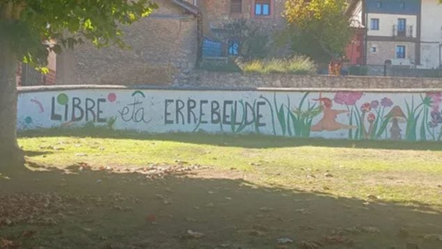 campamento Bernedo, Ávila, País Vasco, monitores, menores, duchas, desnudos