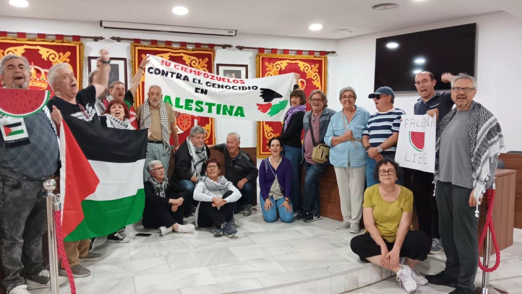 La alcaldesa socialista de Ciempozuelos permite que activistas propalestinos okupen el Ayuntamiento
