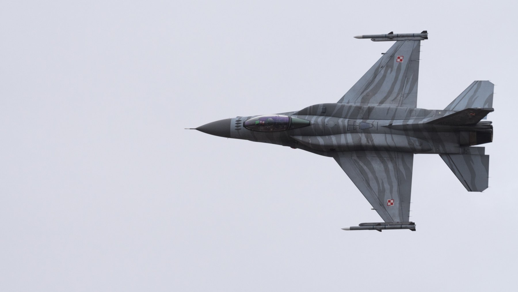 Polonia cierra su espacio aéreo y despliega cazas tras el último ataque ruso sobre Ucrania