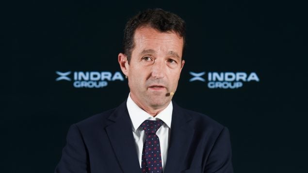 Indra, Escribano, Fejóo