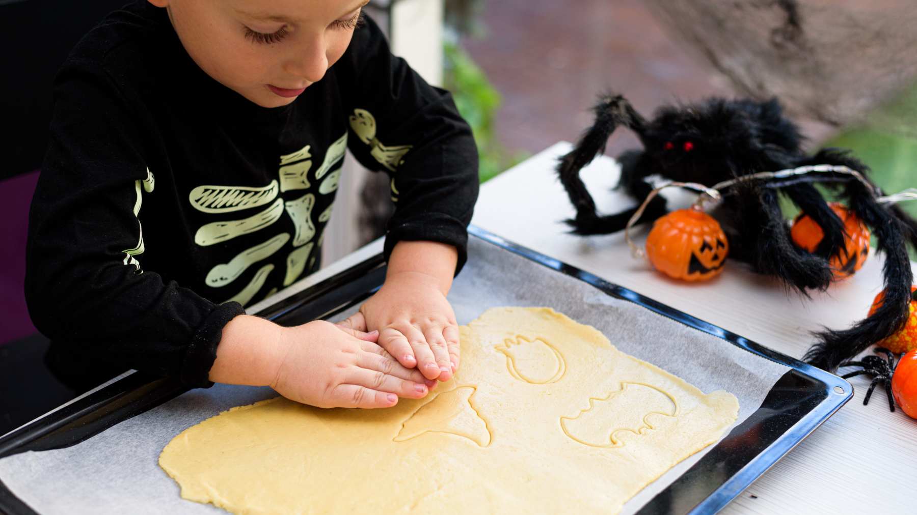 Aperitivos de Halloween fáciles para niños que disfrutarán preparando y comiendo