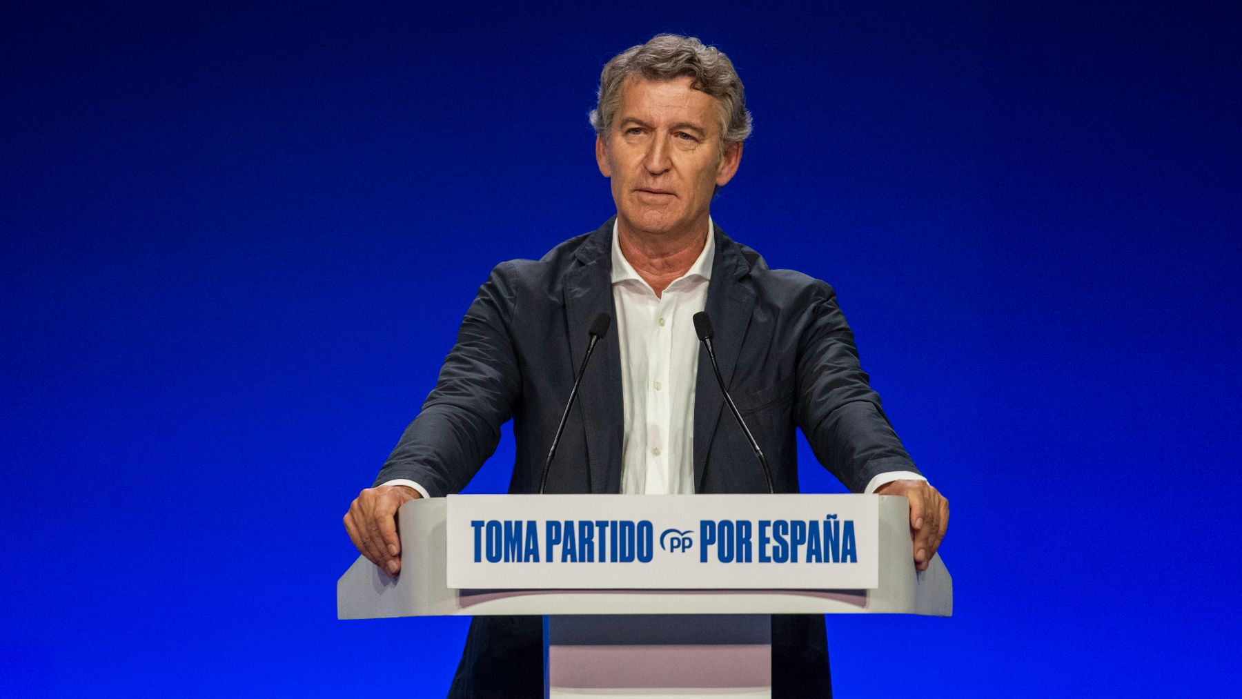 Feijóo plantea un «visado por puntos» y que los inmigrantes con delitos graves pierdan la residencia