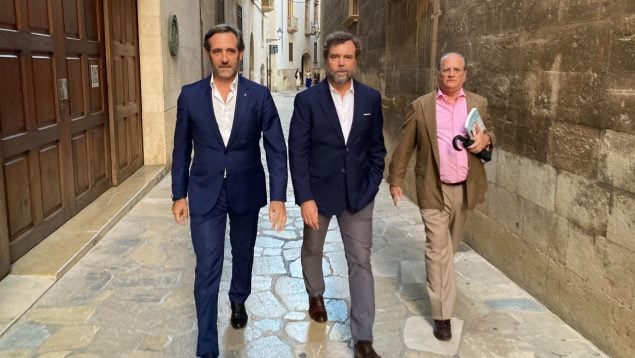 Vox y PP ignoran a Espinosa de los Monteros en la presentación de su libro en Palma