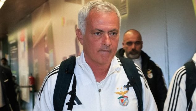 José Mourinho, en una expedición con el Benfica. (SLBenfica)