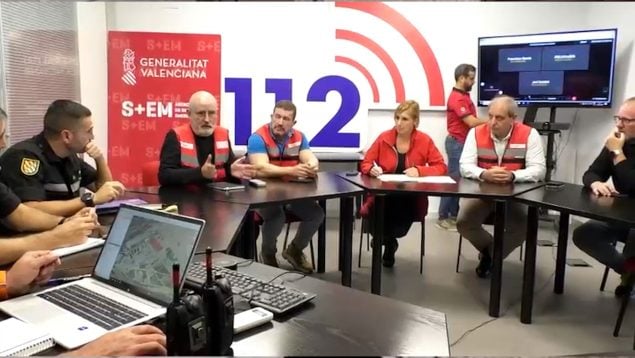 Un técnico de emergencias propuso en el CECOPI enviar un SMS a Utiel pero nadie habló del Poyo