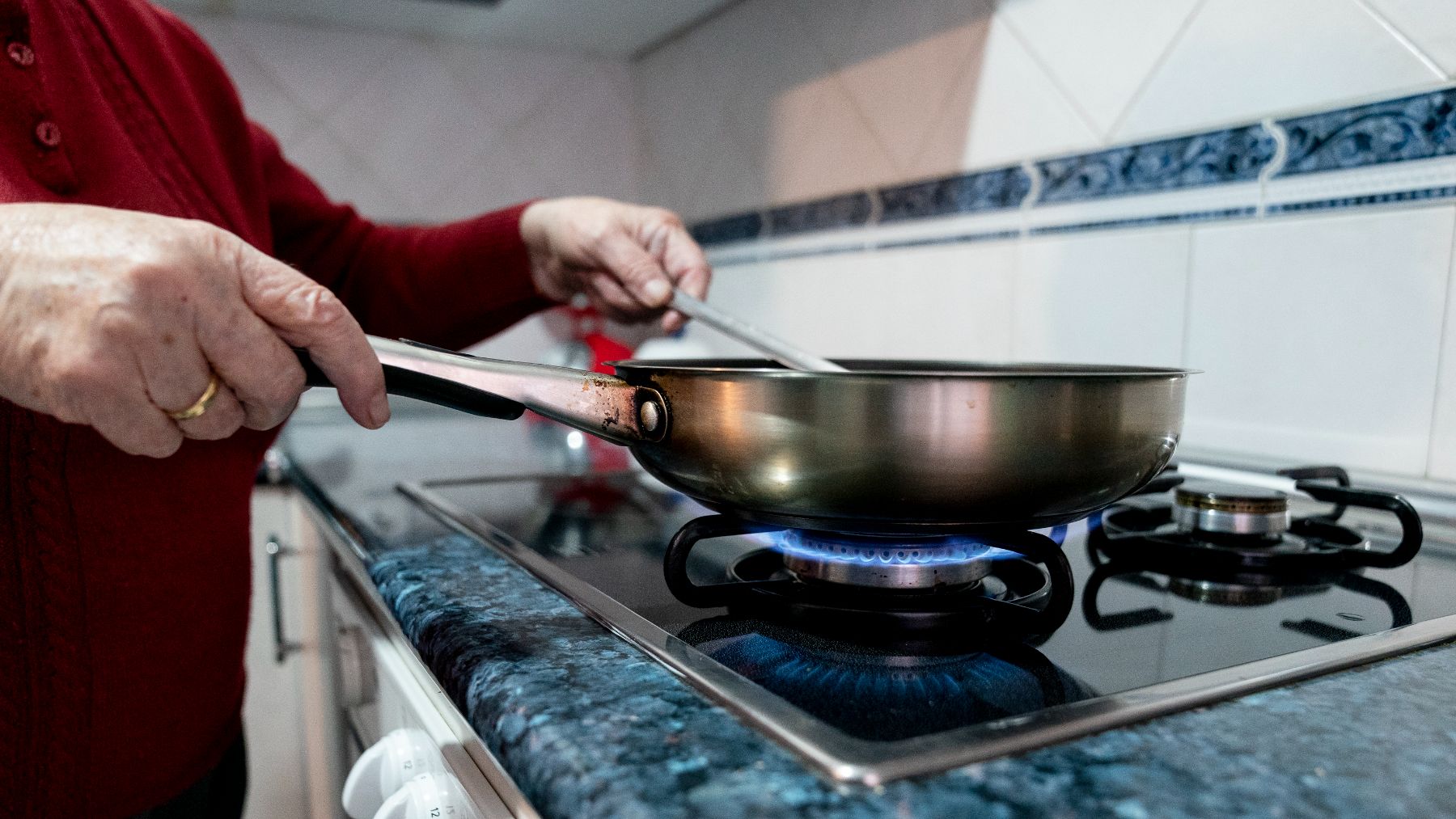 La tarifa del gas regulado individual subirá un 13,2% en octubre y la vecinal entre un 12% y un 20%