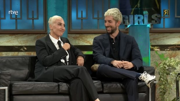 Mónica Naranjo y David Broncano en La Revuelta. (RTVE)