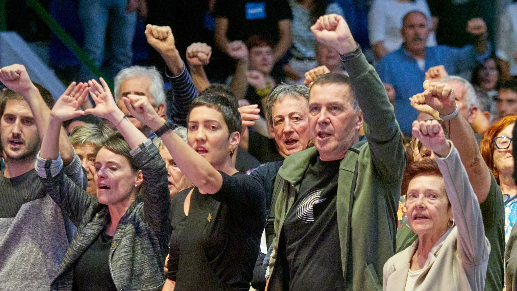 Bildu ganaría las elecciones generales en el País Vasco según una encuesta