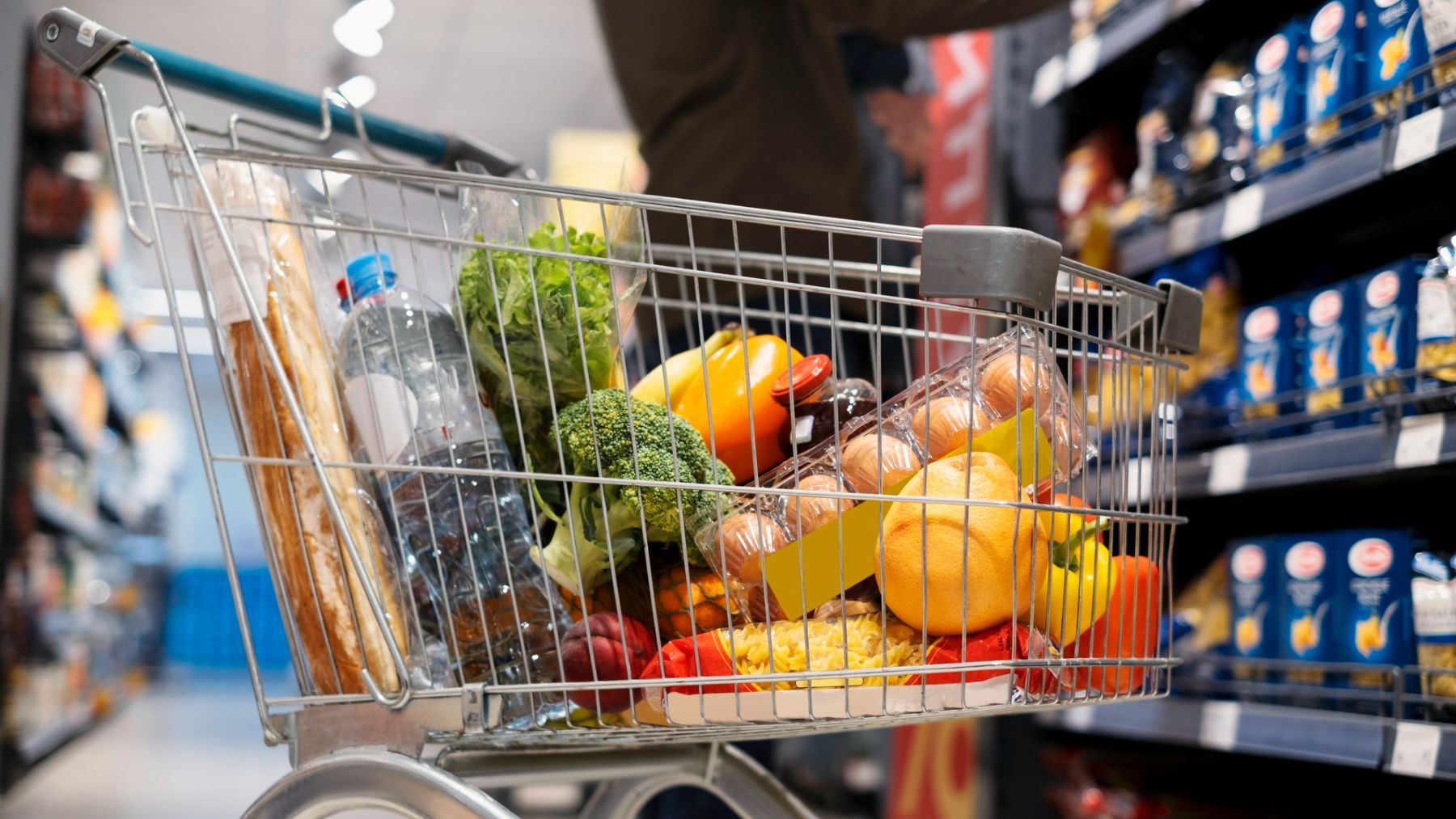 La OCU lo confirma: si vives en Madrid, puedes ahorrar 4270€ al año según el supermercado donde compres