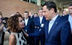 Juanma Moreno y la ministra de Hacienda, María Jesús Montero, en Sevilla. (Europa Press)