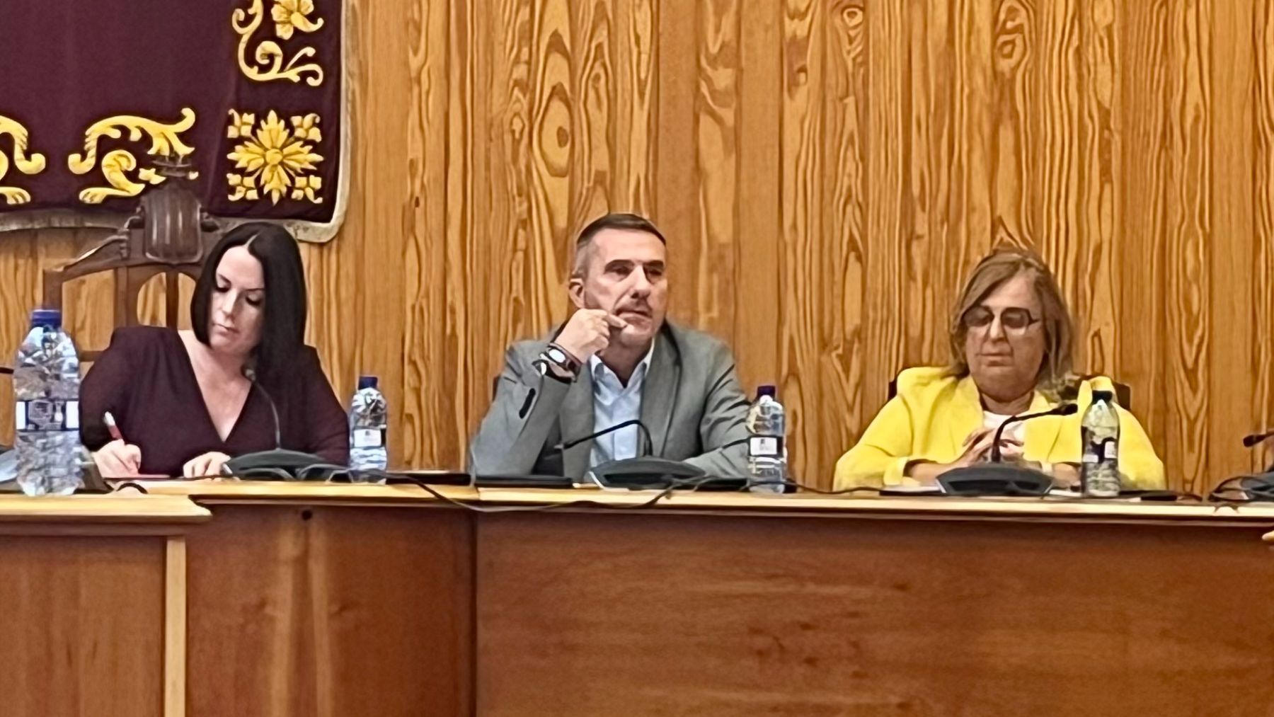 Una concejal del PSOE en Moncada (Valencia) gastó en teléfono 4.069 € en un mes