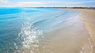 Playa a dos horas de Madrid