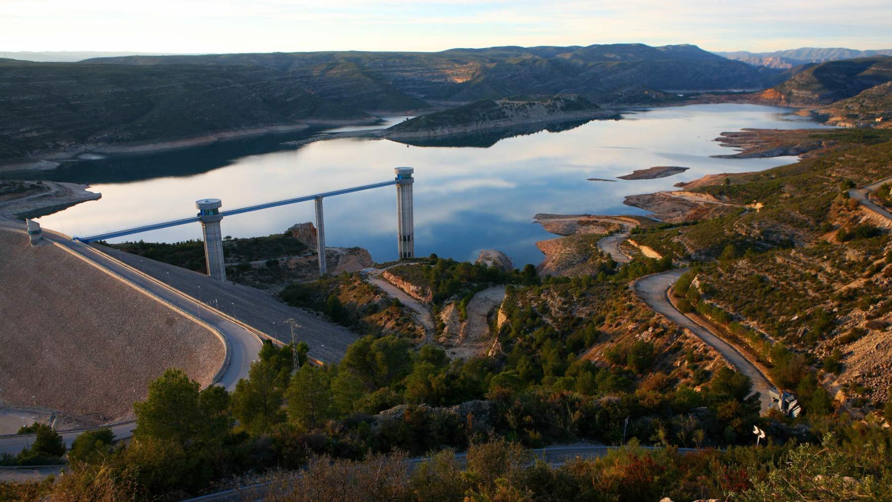 Embalse de Tous, perteneciente a la Confederación Hidrográfica del Júcar. Foto: CHJ).