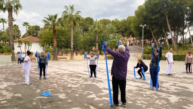 «La edad por sí sola no es sinónimo de enfermedad; el envejecimiento saludable se logra con hábitos saludables»