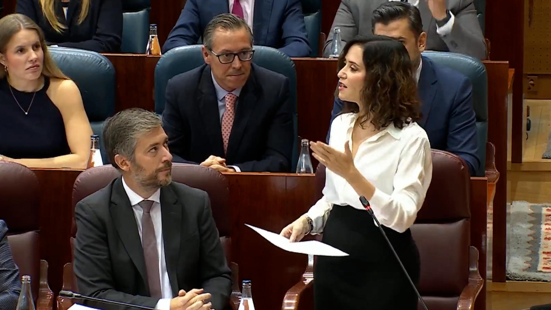 Ayuso tilda de «asamblea flotante» a la flotilla: «Ya se han dado el baño, ahora a por las subvenciones»