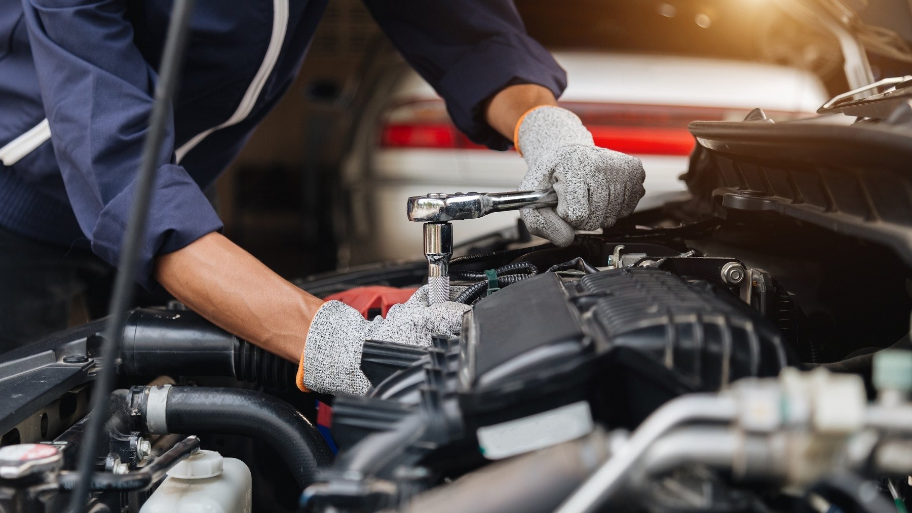 El aviso de un mecánico que confirma que estás gastando más gasolina de la que deberías