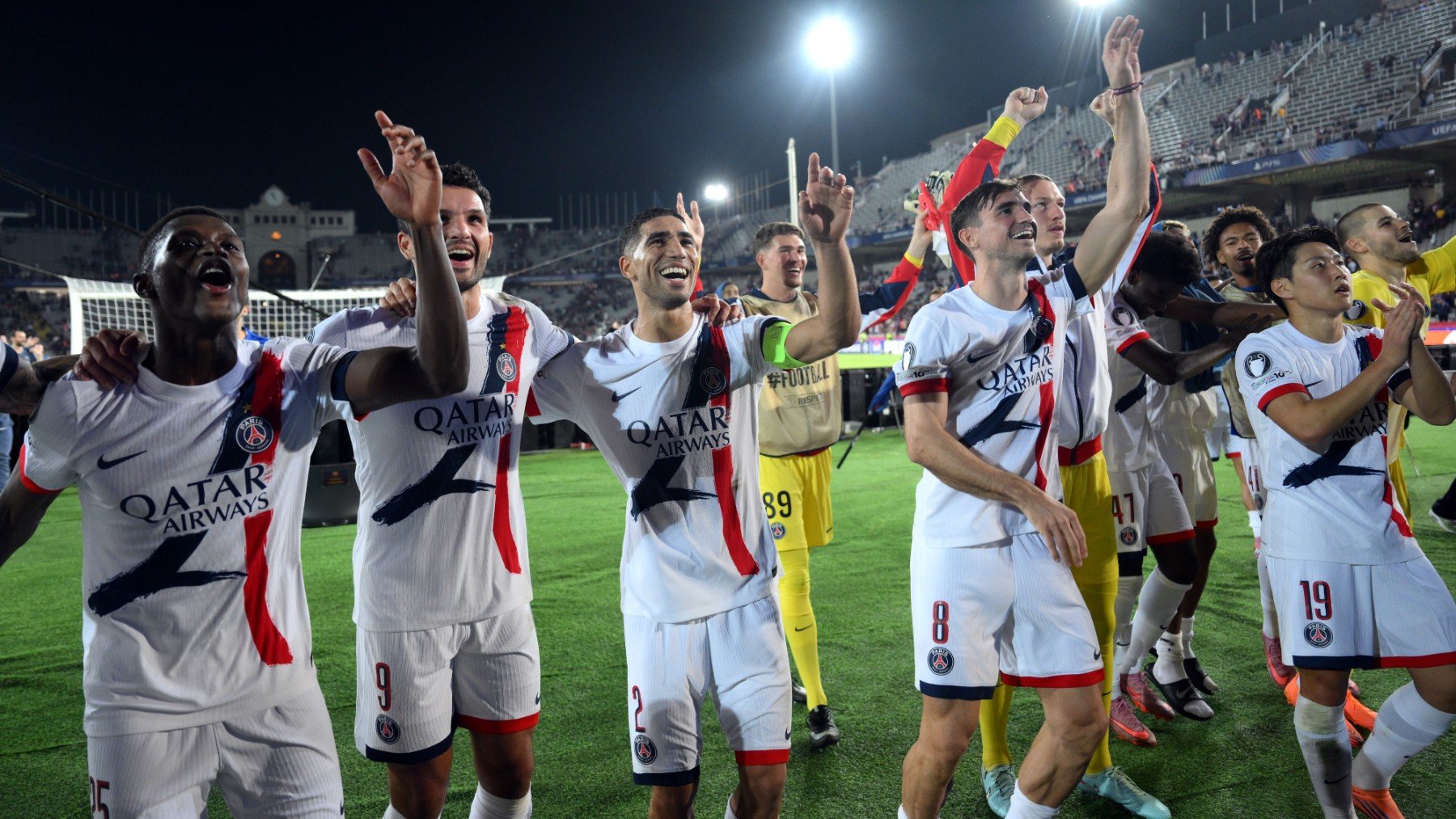El PSG conquistó Montjuic con la estrategia con la que el Rayo desnudó al Barça: adiós a la trampa de Flick