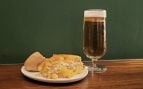 Suiza rompe los esquemas y hace su propia versión de la tortilla de patatas que va a enfadar a España: sin huevos, con cebolla y mantequilla