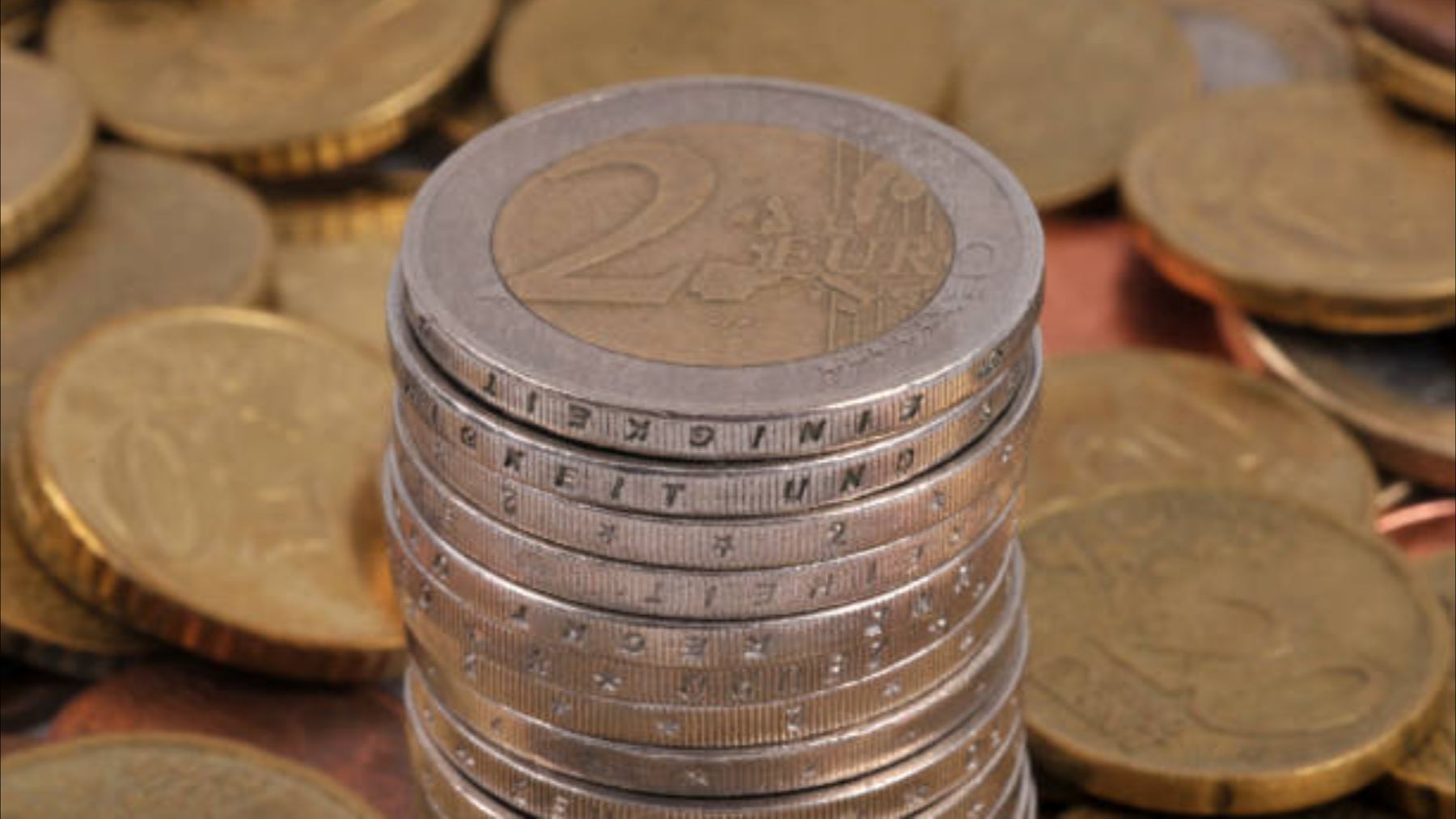 Están pagando 10.000 euros por esta moneda de 2 euros y la puedes tener en tu casa