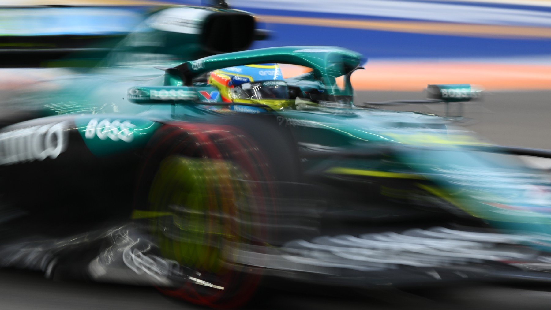 Fernando Alonso, eufórico después del mejor viernes de los últimos dos años