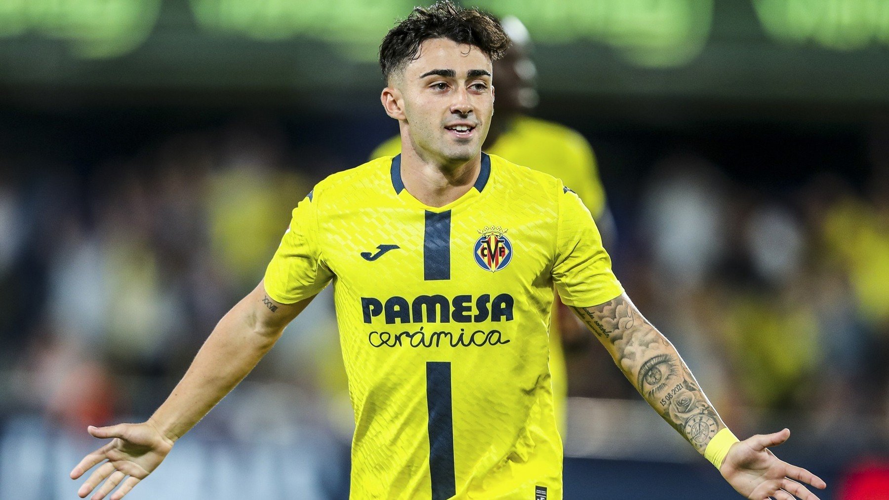 Alberto Moleiro celebrando un partido con el Villarreal. (Europa Press)