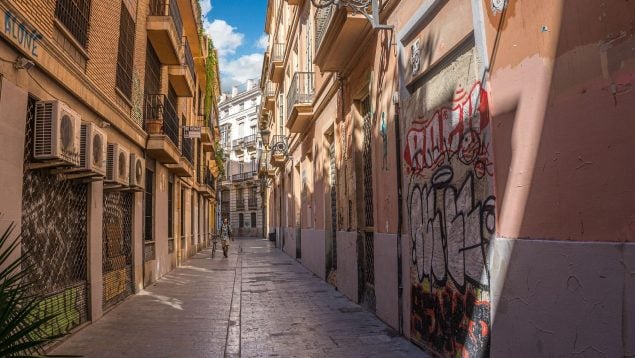 Okupas intentan asaltar una vivienda en Valencia, vecinos frustran okupación en Bétera, colaboración vecinal contra okupas, herramientas de los okupas.